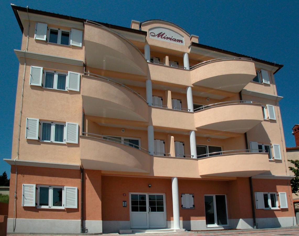 Apartments Miriam Премантура Экстерьер фото